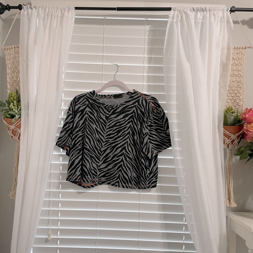 MOTHER CROP TOP
